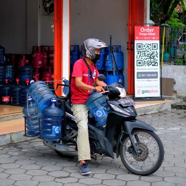 Gasplus Delivery Gas & Air Galon dalam waktu 1 jam!